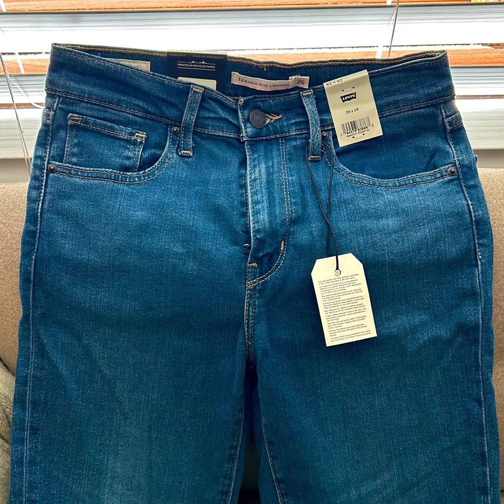 Brand New Women’s Levi Jeans